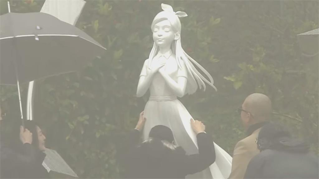 具俊曄披大S「27年前送的大衣」悼亡妻！陶晶瑩「1天送走2摯友」聚餐一半哭了