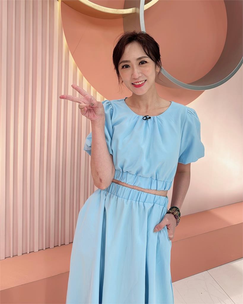 《姊妹亮起來》梁佑南爆料女演員勾引別人男友!幫拍瘦身衣怎麼穿