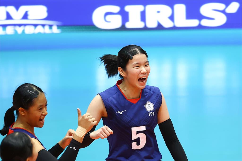 排球／台灣女排好棒！U17世錦賽首戰直落三橫掃多明尼加
