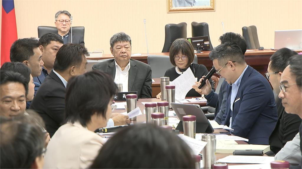 藍白玩「調閱小組」上癮　綠轟「多數暴力」