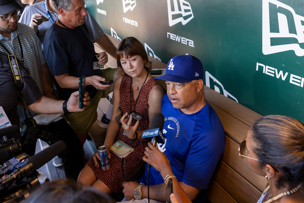 MLB(影)／大谷翔平左膝受傷照樣一棒扛出去！羅伯斯狂讚表現令人嘆為觀止