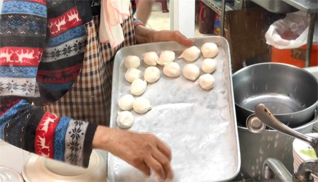 高雄小吃店飄香77年 "招牌鹹湯圓"議員一吃就愛上