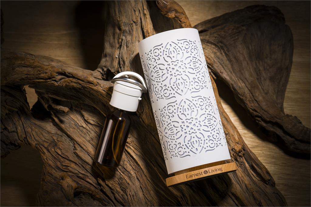 歐洲精油加熱領導品牌EARNEST LIVING 推出車用專屬精油機