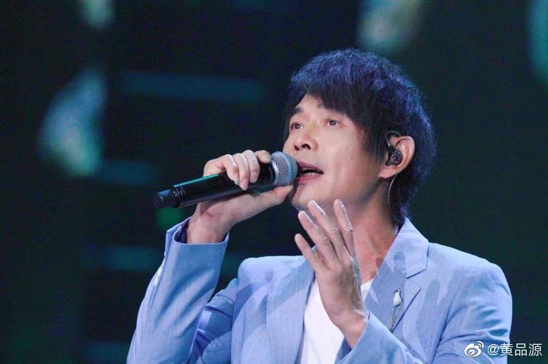 舔共藝人男