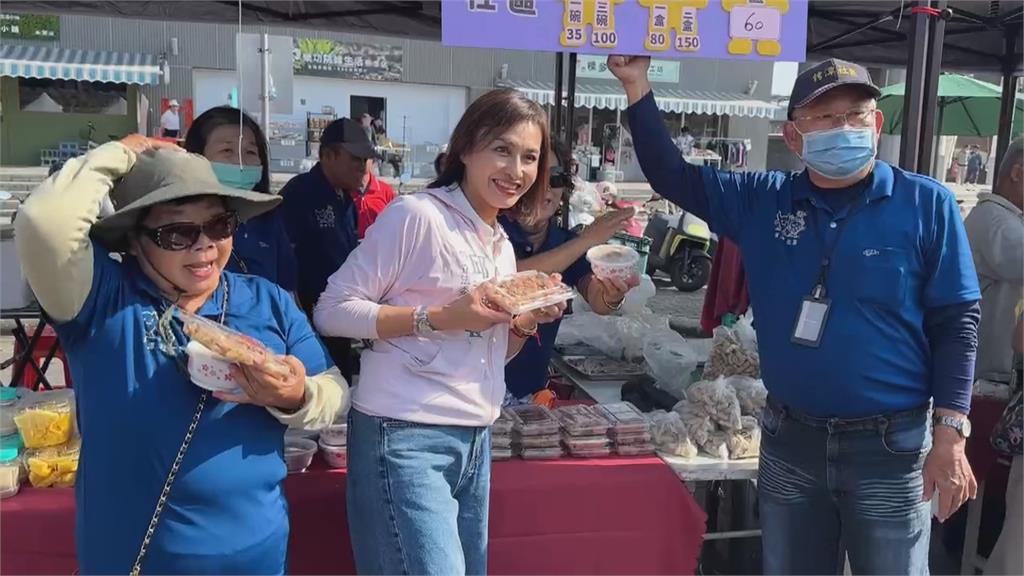 出席高雄大寮紅豆花田季 陳其邁不唱「成名曲」說忘歌詞