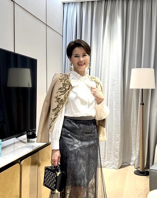 昔離婚0贍養費！62歲大咖女星迎「第二春」震撼宣佈再婚　「新郎竟是他」子女反應曝