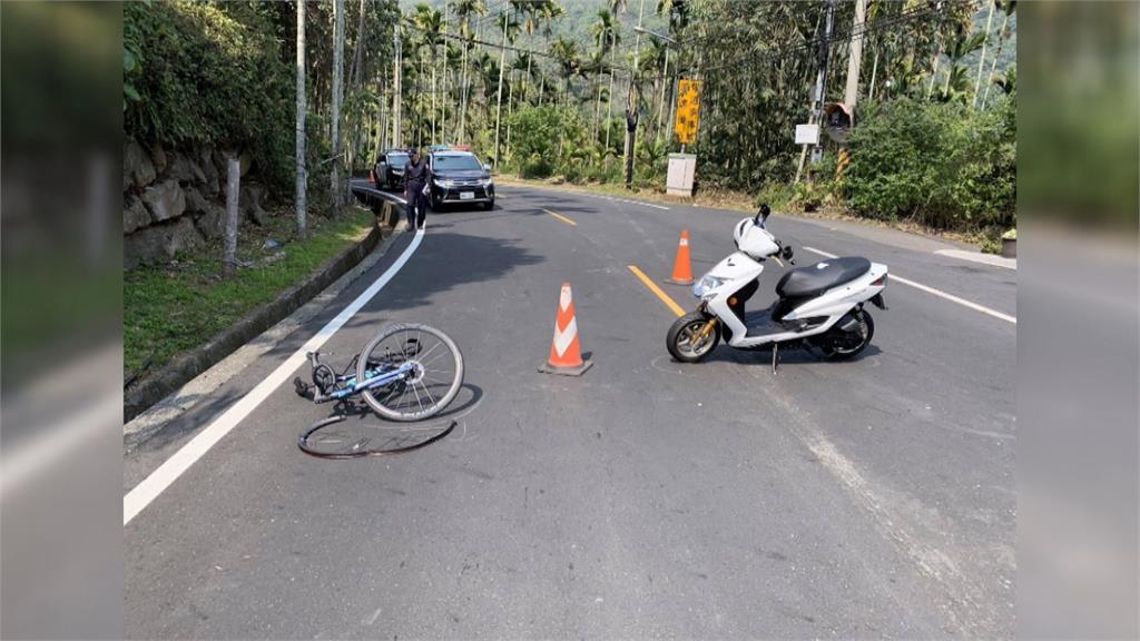 無照「山道猴」追撞單車女騎士　眼尖網友驚：猴子賠死了