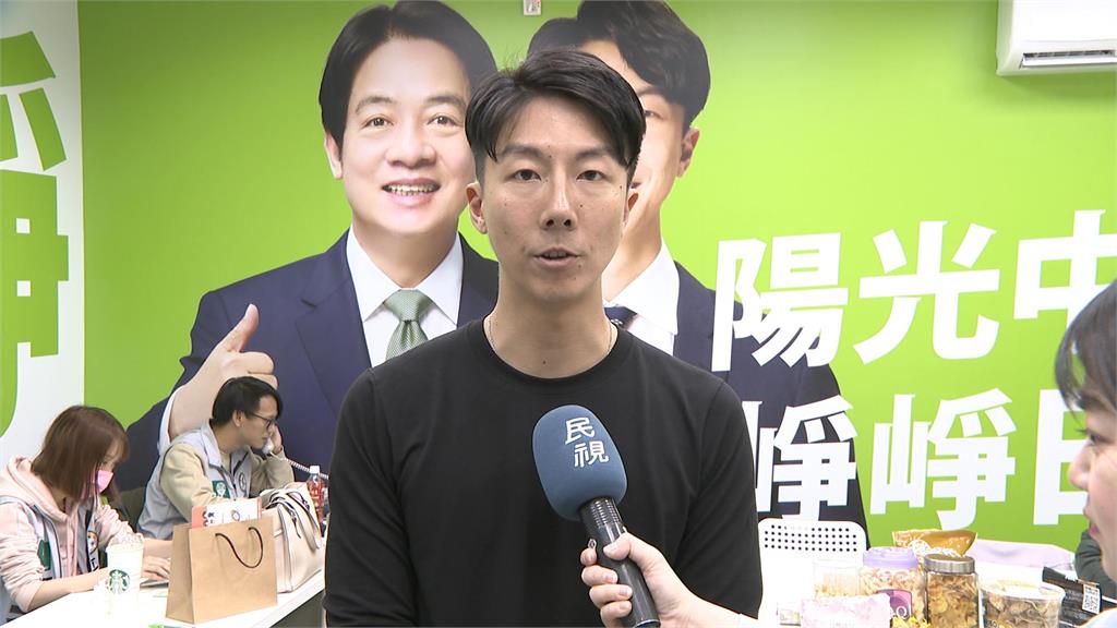 再爆行政不中立? 中和區公所人員穿競選背心替張智倫助選