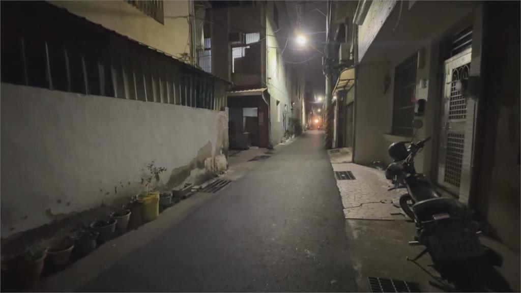 扯!救護車巷弄內執勤 男子竟不滿擋道攻擊救護人員