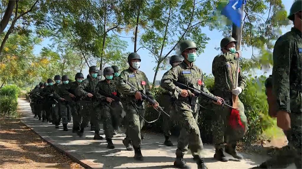 上兵失聯、槍枝被調包、馬祖缺肉　立委炮轟國防部　：螺絲掉滿地