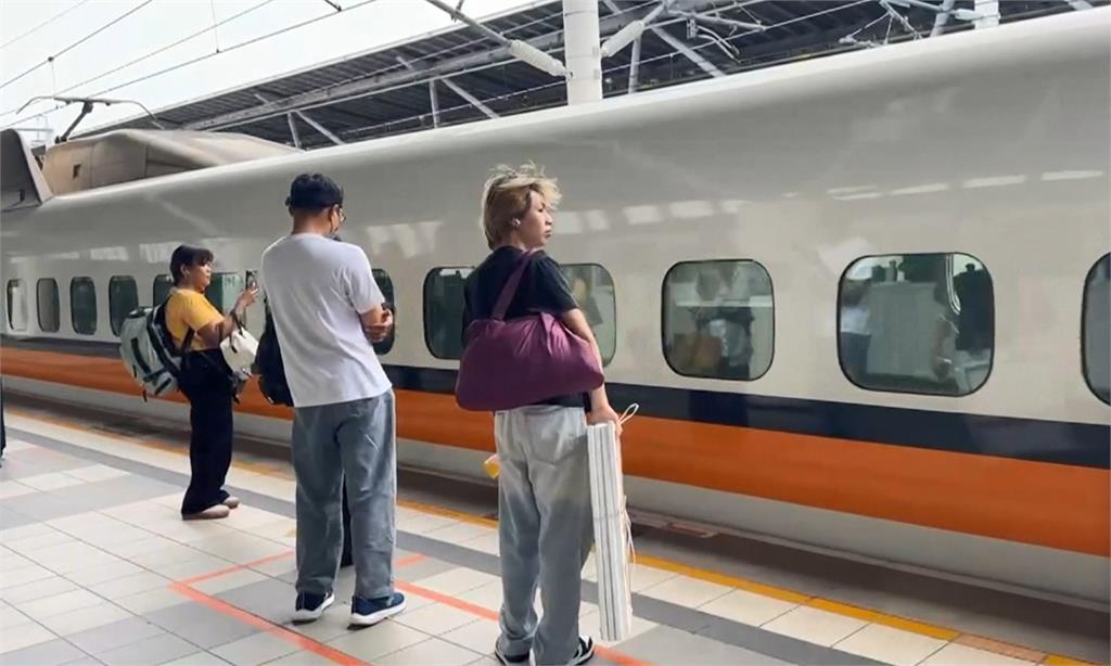 高鐵台南站旅客落軌　列車進站煞停　北上班次延誤至少半小時