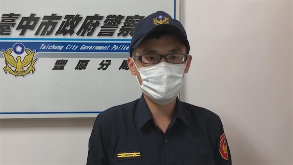30多輛改裝車深夜車聚引騷動 帥翻!警拔槍威嚇控制場面