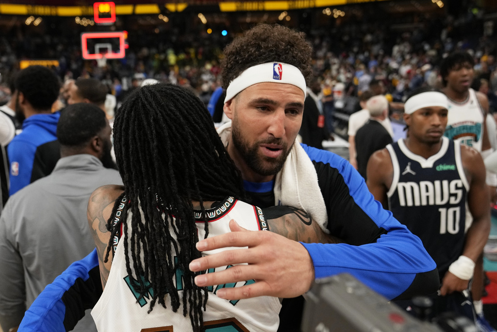 NBA(影)/一眉哥砍40分無力逆轉!獨行俠季後賽夢碎 莫蘭特帶隊晉級