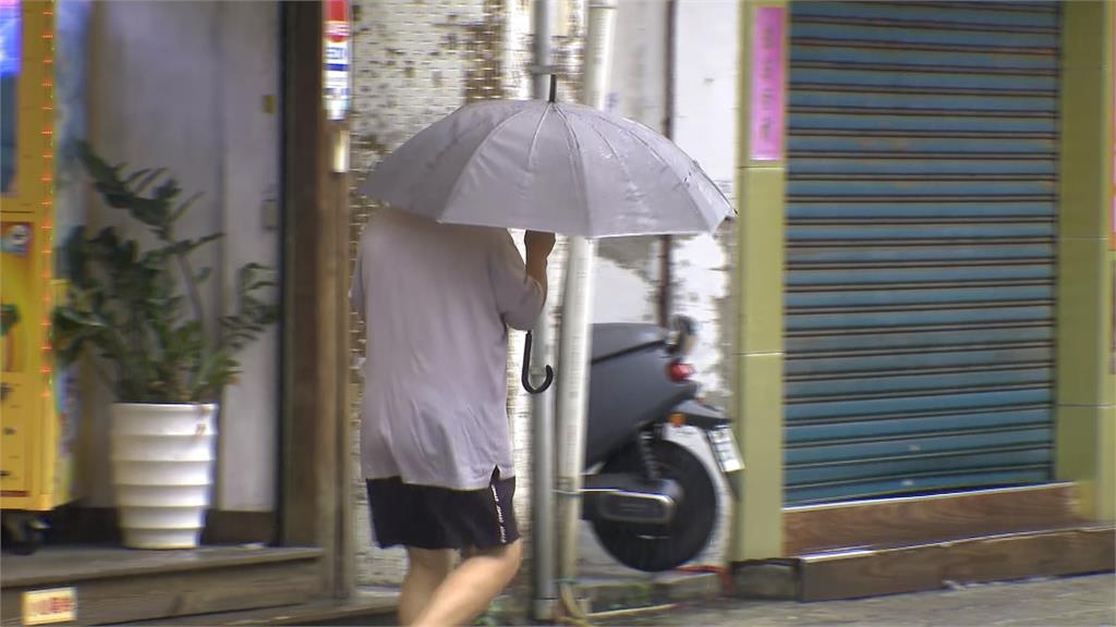 卡努逼近 冷清的淡水! 不見遊客 船艇停駛