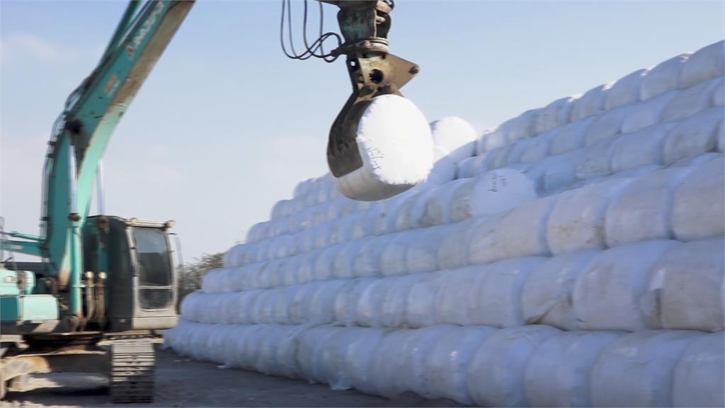 中市「垃圾分選打包計畫」啟動 壓縮減積! 清除大里掩埋場裸露垃圾