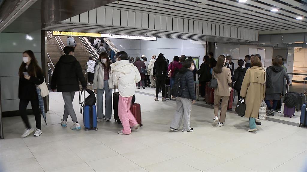 雙鐵、客運加緊疏運春節人潮 陳建仁視察台北車站