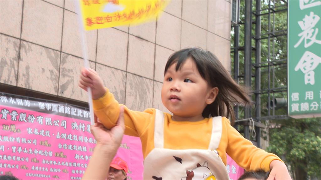 「粉紅超跑」白沙屯媽祖贊境新北! 最終站慈惠宮「百年會香」