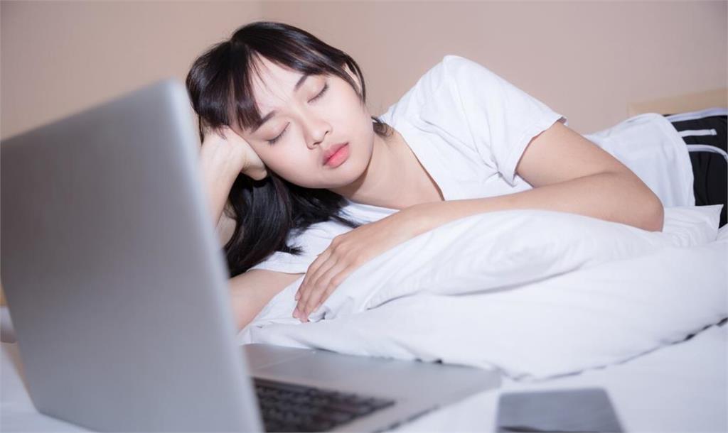 春天怎麼睡都睡不飽?當心「春睏」纏身 專家教你「3招」找回活力