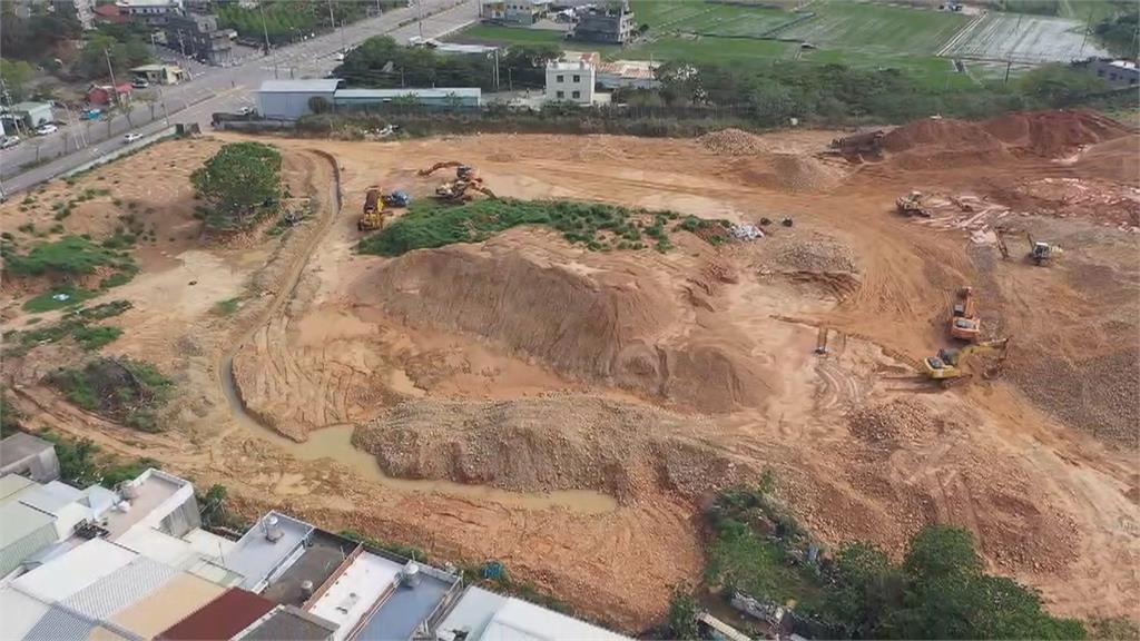 颱風前夕「假清運真偷挖砂石」　苗栗檢警逮２司機、查扣９機具