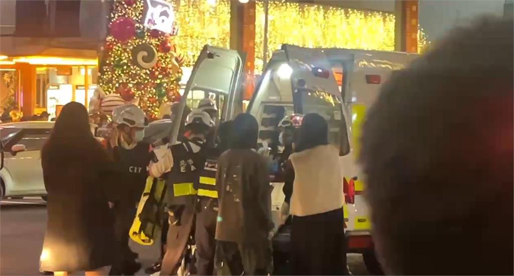 北車煙霧彈男逃中山「衝人群揮刀」!隨機砍人「已釀10傷」…現場畫面曝光