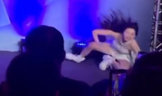 啦啦隊(影)／韓籍啦啦隊女神錄影出現緊急狀況！「忽然倒地」醫護火速衝入場救治