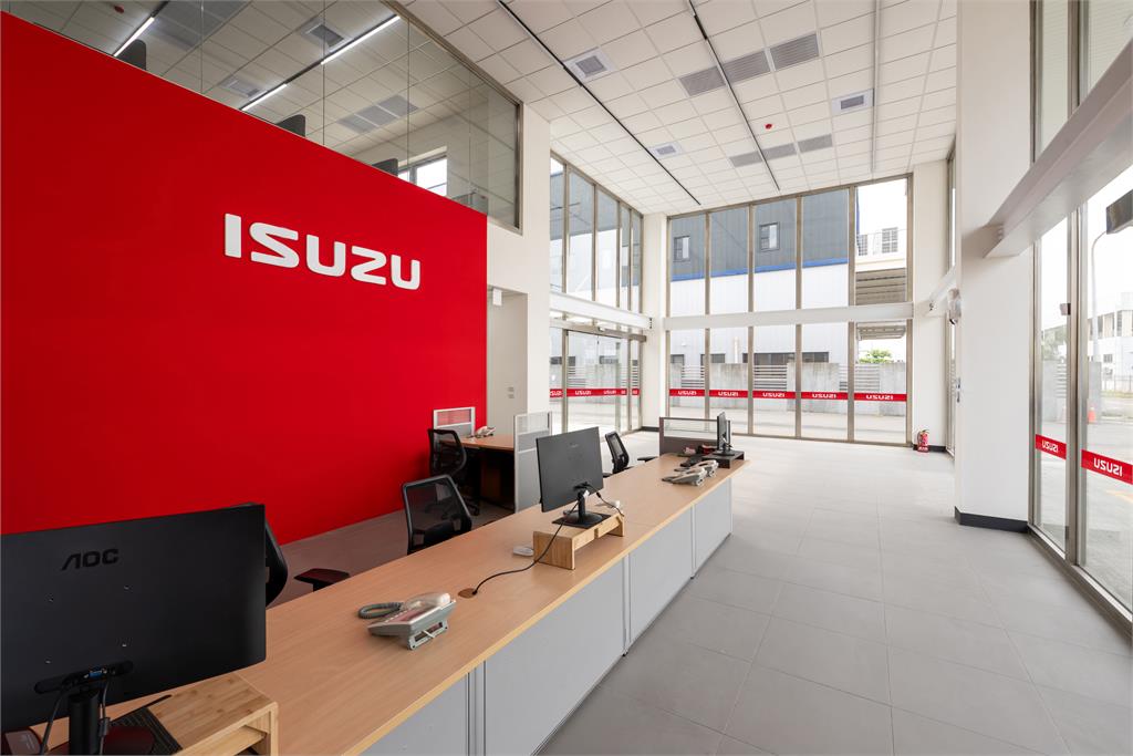 ISUZU屏東2S新據點正式開幕 持續強化南台灣服務網絡