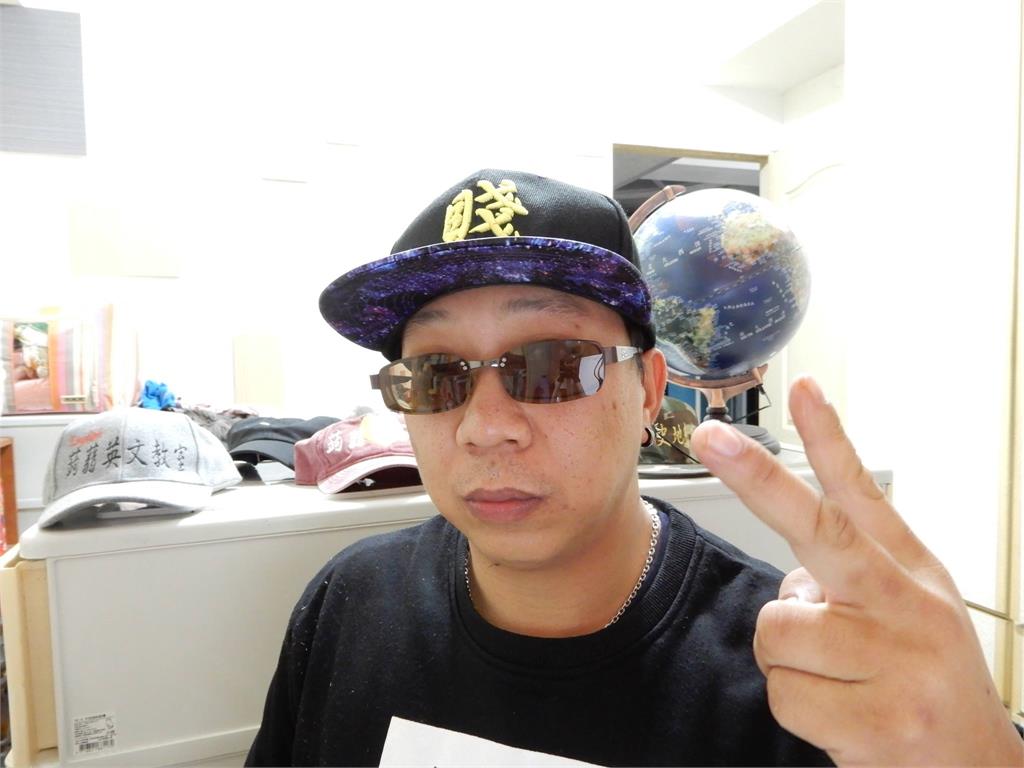 「蒟蒻講幹話」假死被網友噴爆 他反嗆:我為什麼不能開自己玩笑