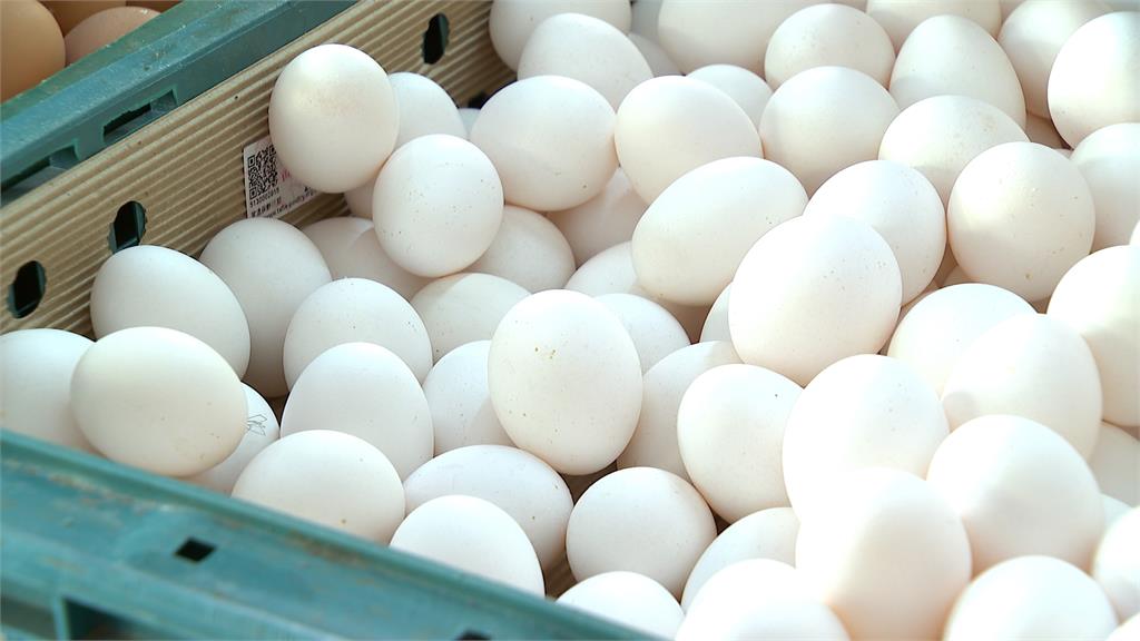 買氣差！蛋價週三起調降2元　農業部籲營養午餐恢復液蛋