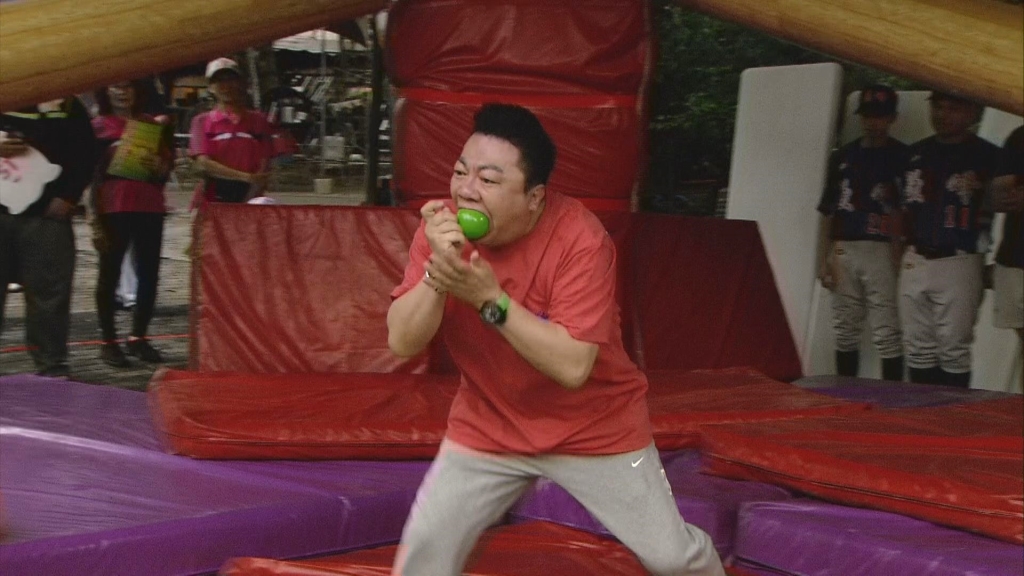 董至成聲稱「1年花300萬」供子留美？遭爆吹牛「沒給錢」形象崩盤