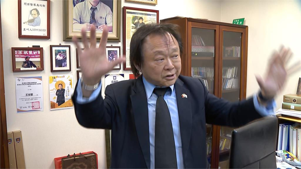 難得賭贏!柯文哲收押禁見 王世堅不用高空彈跳 秀試菜照