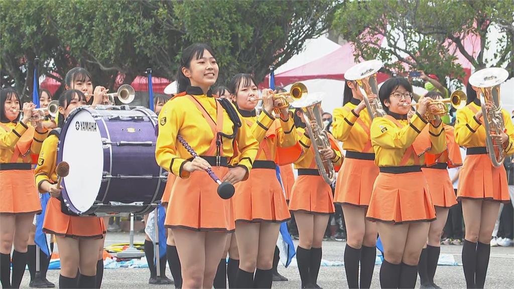 花絮曝光了...　橘高校吹奏部成功演出背後有「護花使者」