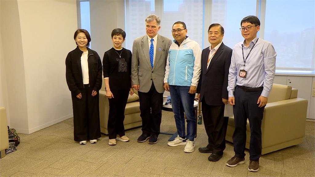 二度會晤世界自行車日發起人！　侯友宜分享新北綠色交通成果