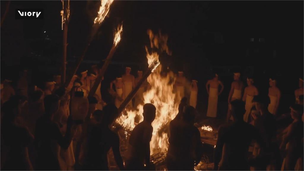 日本福岡鬼夜火祭登場　1600年歷史驅逐惡靈