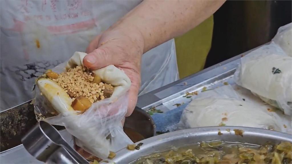 今農曆尾牙日"拜麻糬.吃刈包" 民眾求來年財源滾滾