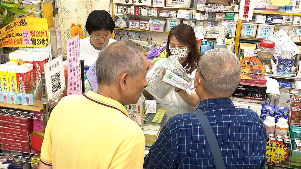 疫情升溫上週就診數增113% 戴口罩民眾變多了