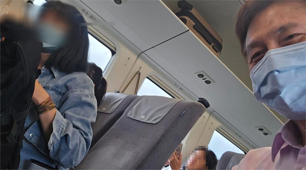 詹江村「赴花蓮挺傅崐萁」嘆:我不一樣!火車遇「已婚舊愛」笑咪咪照曝光
