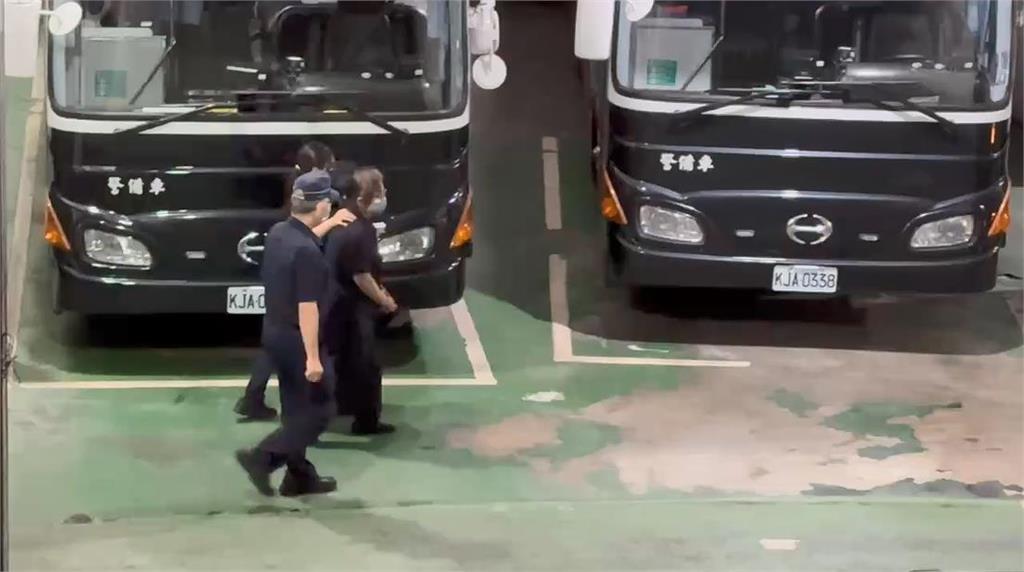黃呂錦茹遭押哭喊「不要再鬧了」!自認無犯意崩潰:我會死在獄中