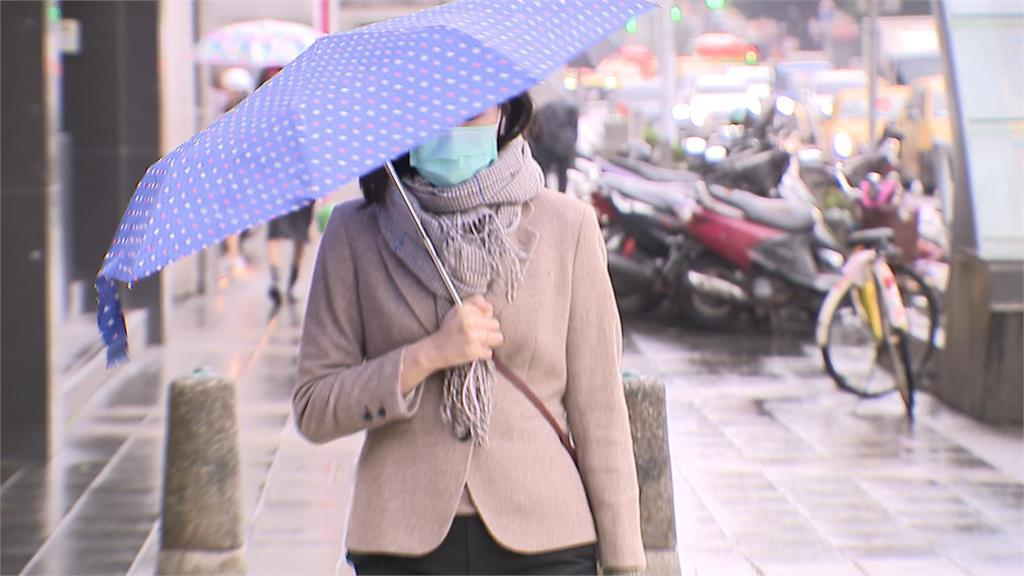 降雨持續至下午！鄭明典1圖曝「雨帶幾乎不動」：雨型像台灣掛彩帶