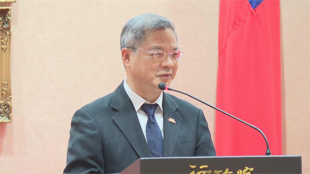 快新聞/效力政院逾6年!龔明鑫「畢業了」 坦言:某些部門預算砍到見骨