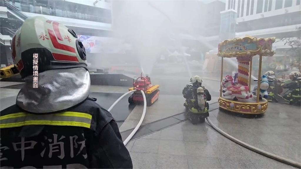 台中室內樂園模擬氣爆超逼真！　義消扮傷者「化受傷妝」上陣