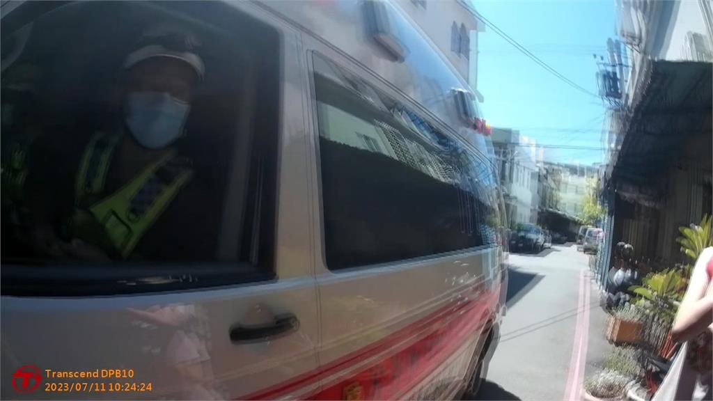 變電箱爆炸停電致呼吸器停擺 花蓮警助老先生送醫