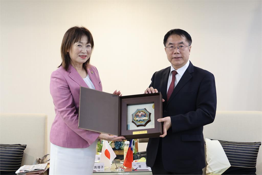 日本土浦市長率團拜會黃偉哲 感謝台南街道以土浦命名