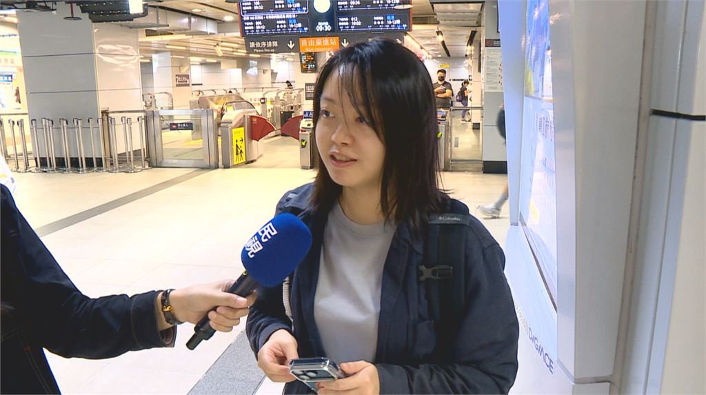 颱風來襲變4天連假！　高鐵週四人潮擠爆一度暫停自由座旅客進站