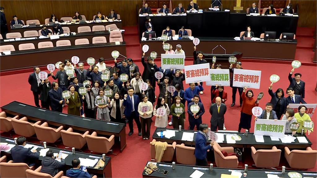 1.25兆國防特別預算繼續卡！　　國防部司長：晚一天簽約恐等好幾年