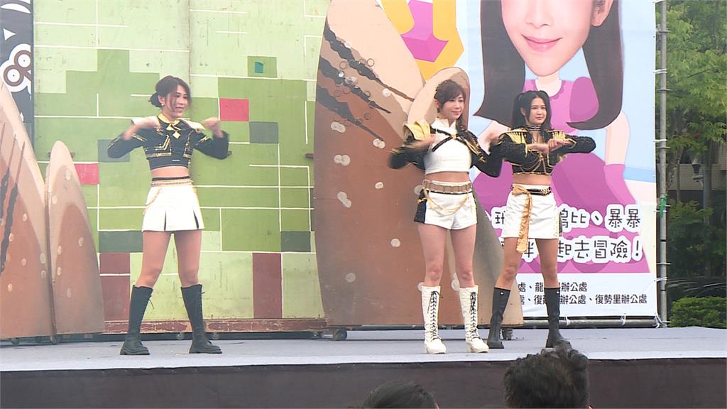 獵魔女團登場！　議員許淑華攜林亮君、馬毓雯大跳韓舞