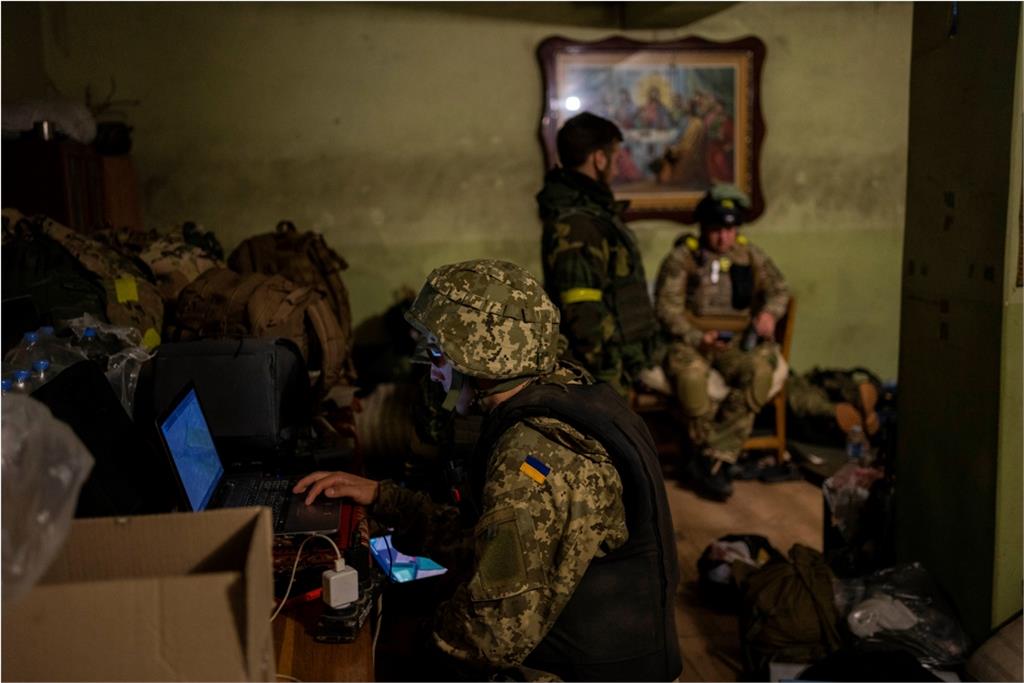 宅男成「救國英雄」！烏克蘭玩家操控無人機精準打擊俄軍：超有成就感