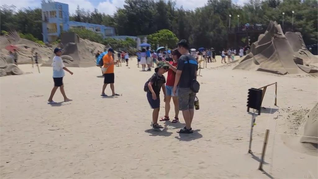 苗栗災後喜迎觀光財! 鐵道自行車、沙雕藝術節湧人潮
