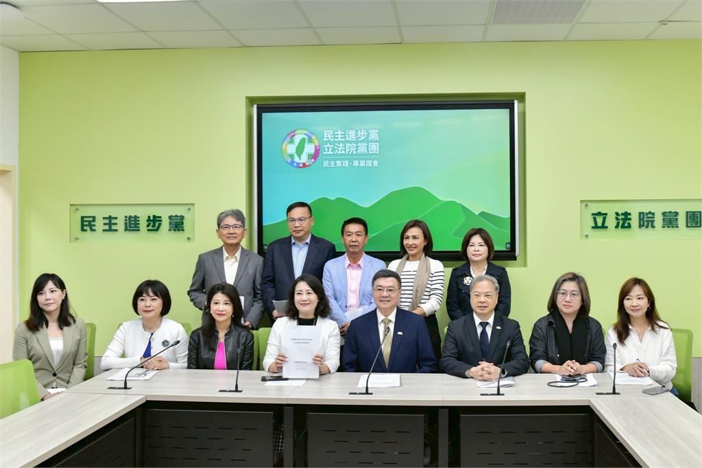 快新聞/卓榮泰拜會立法院各黨團 盼朝野共同支持4100億特別預算