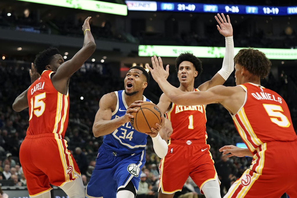NBA(影)/兩支連勝球隊火車對撞 老鷹客場中止公鹿最近7連勝