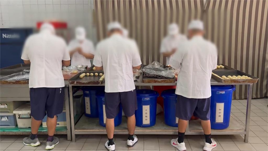 比不二坊難搶！買嘸「鐵窗牌蛋黃酥」　民眾投訴法務部